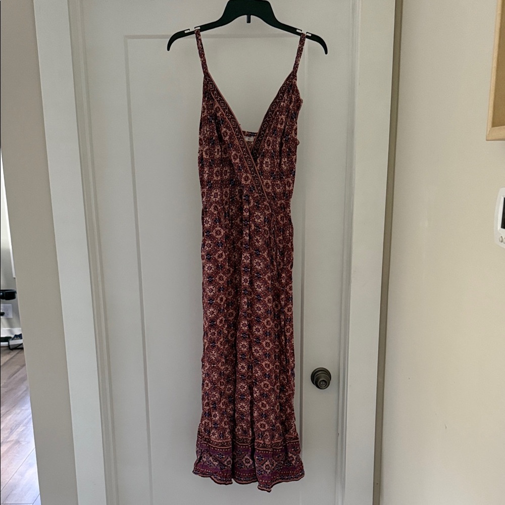 Maurice’s Women’s Elegant Burgundy Patterned Maxi Dress Large